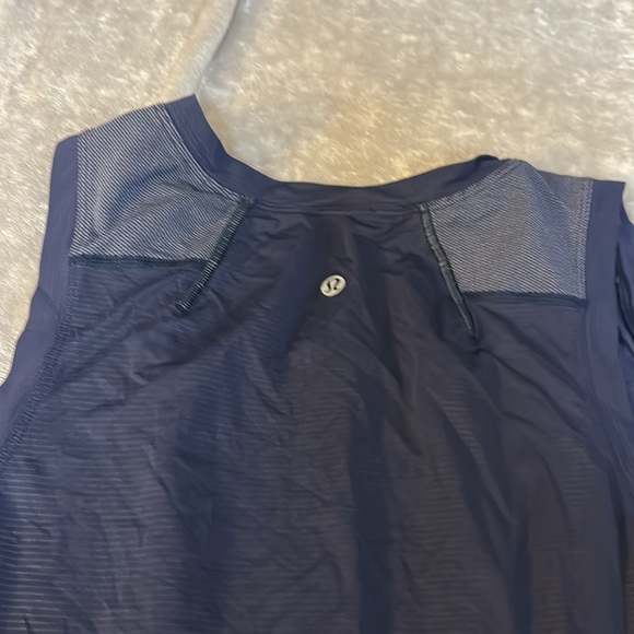 Lululemon men’s navy vent tech tank - Picture 2 of 3
